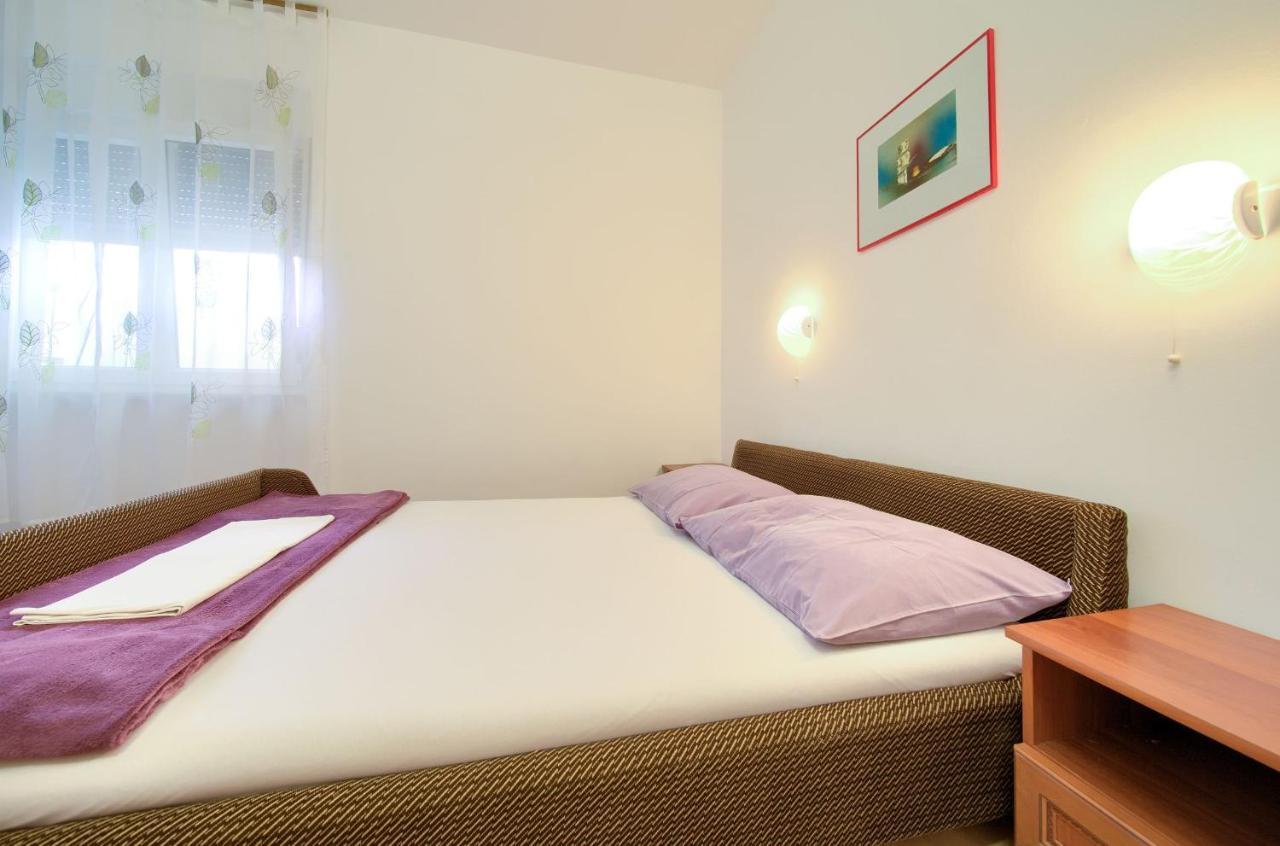 Apartments Dubravka Krk Town Extérieur photo