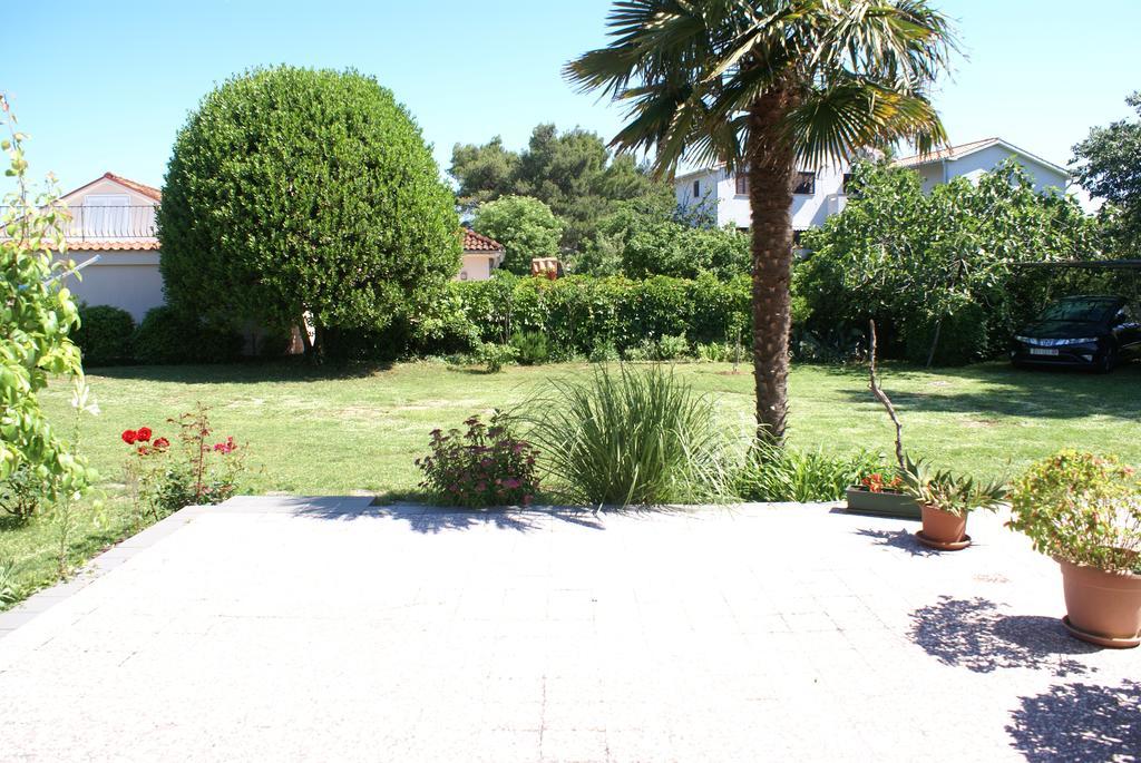 Apartments Dubravka Krk Town Extérieur photo